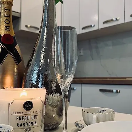 Sofi Living Apartmán *